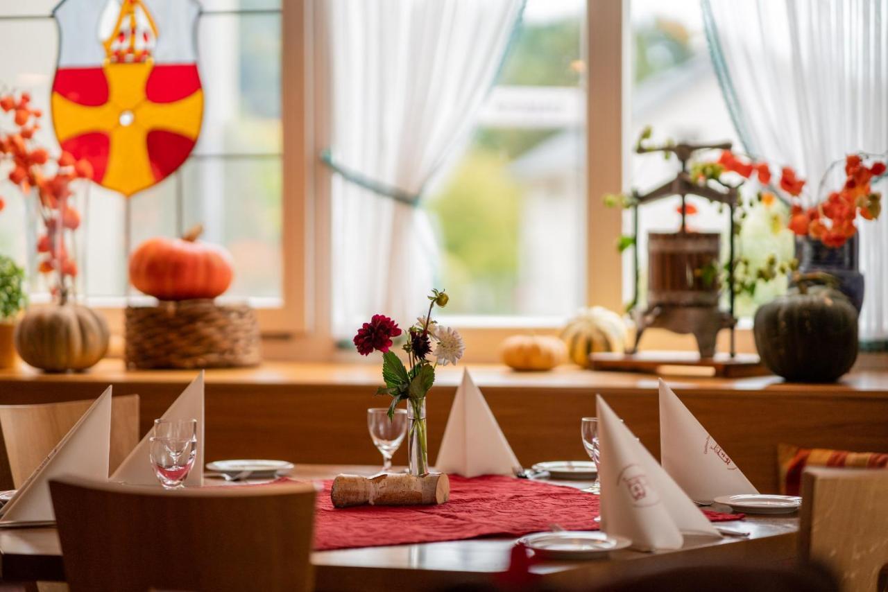 Gasthaus-Pension Zum Kreuz 스툴린겐 외부 사진