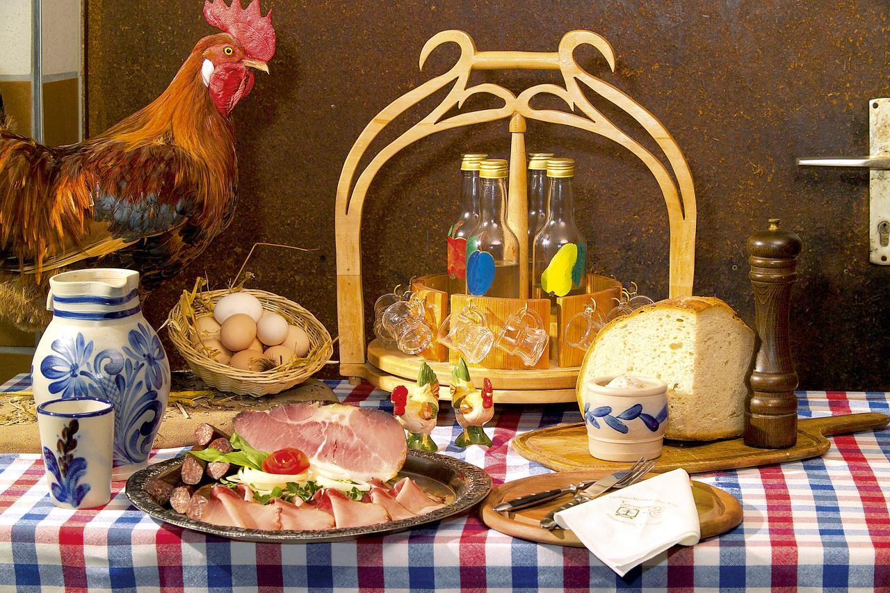 Gasthaus-Pension Zum Kreuz 스툴린겐 외부 사진
